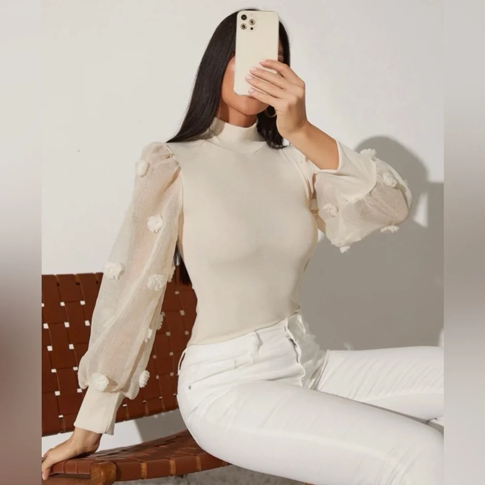 Women Blouse - Picture 2 of 2